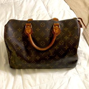 Vintage Louis Vuitton speedy